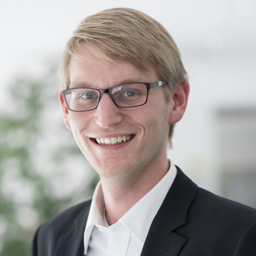 Dr. Michael Wohlfarth