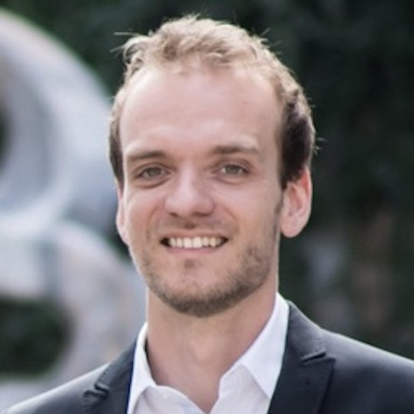 Dr. Oliver Zierke
