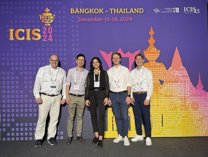 ICIS 2024 Lehrstuhlteam