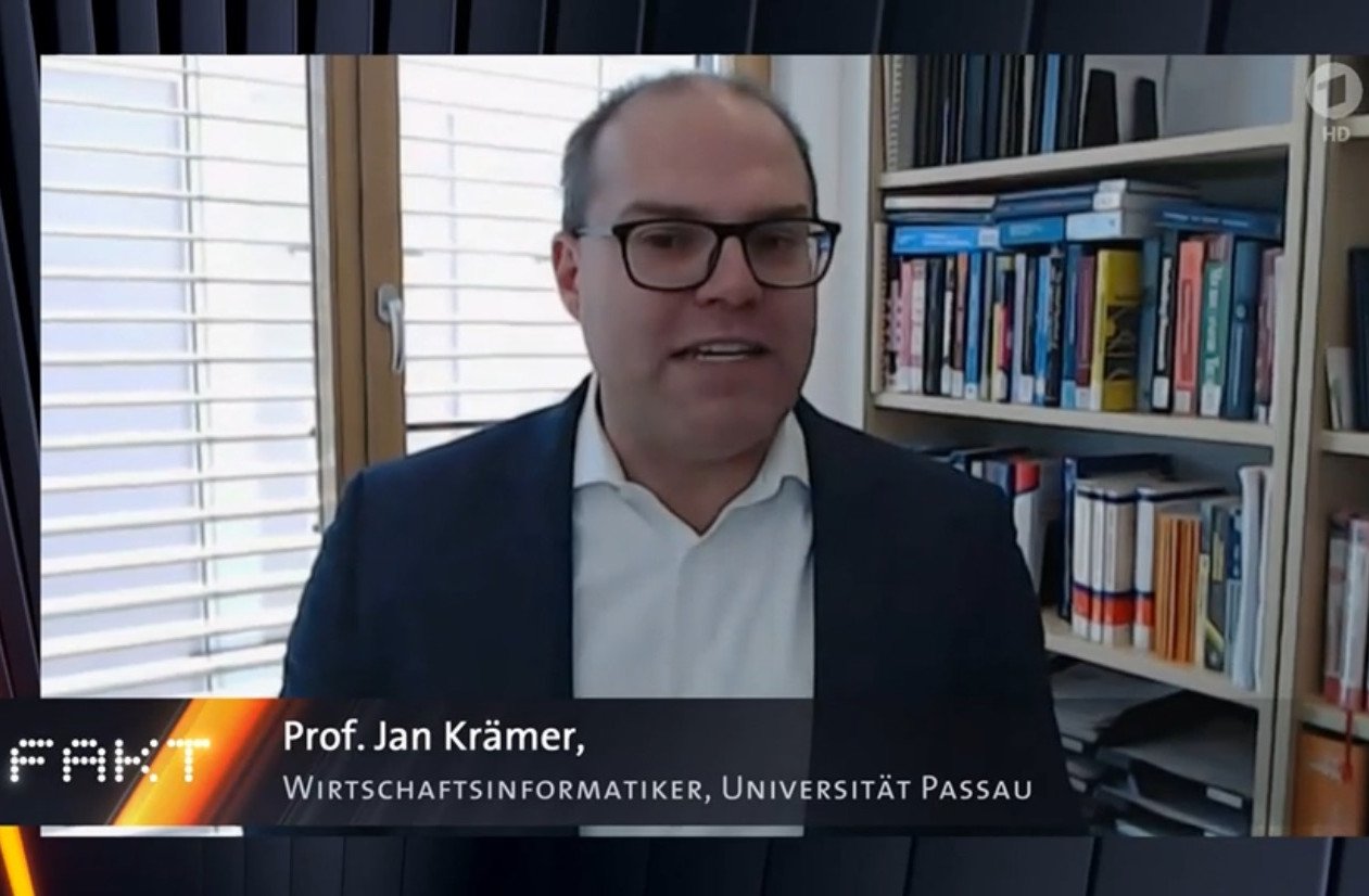 ARD Fakt 14.11.2023: High-Tech-Monopole: Die unheimliche Macht von Alphabet, Meta und Co. (Interview mit Prof. Kr&auml;mer ab ca. Minute 07:01) 